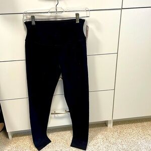 Yummie Black Legging Size M NWT